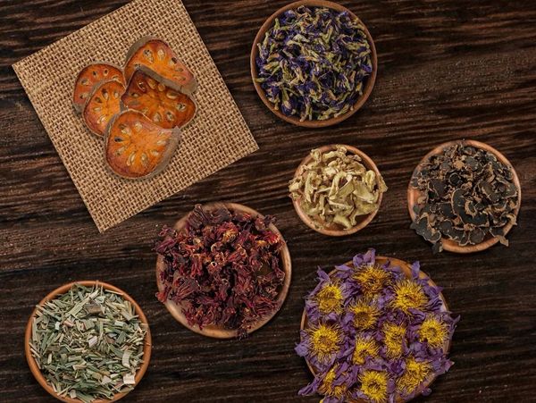 Thai Herbal Teas, Blue Lotus Flower, Black Ginger, Butterfly Pea flower, Lemongrass, Bael Fruit,