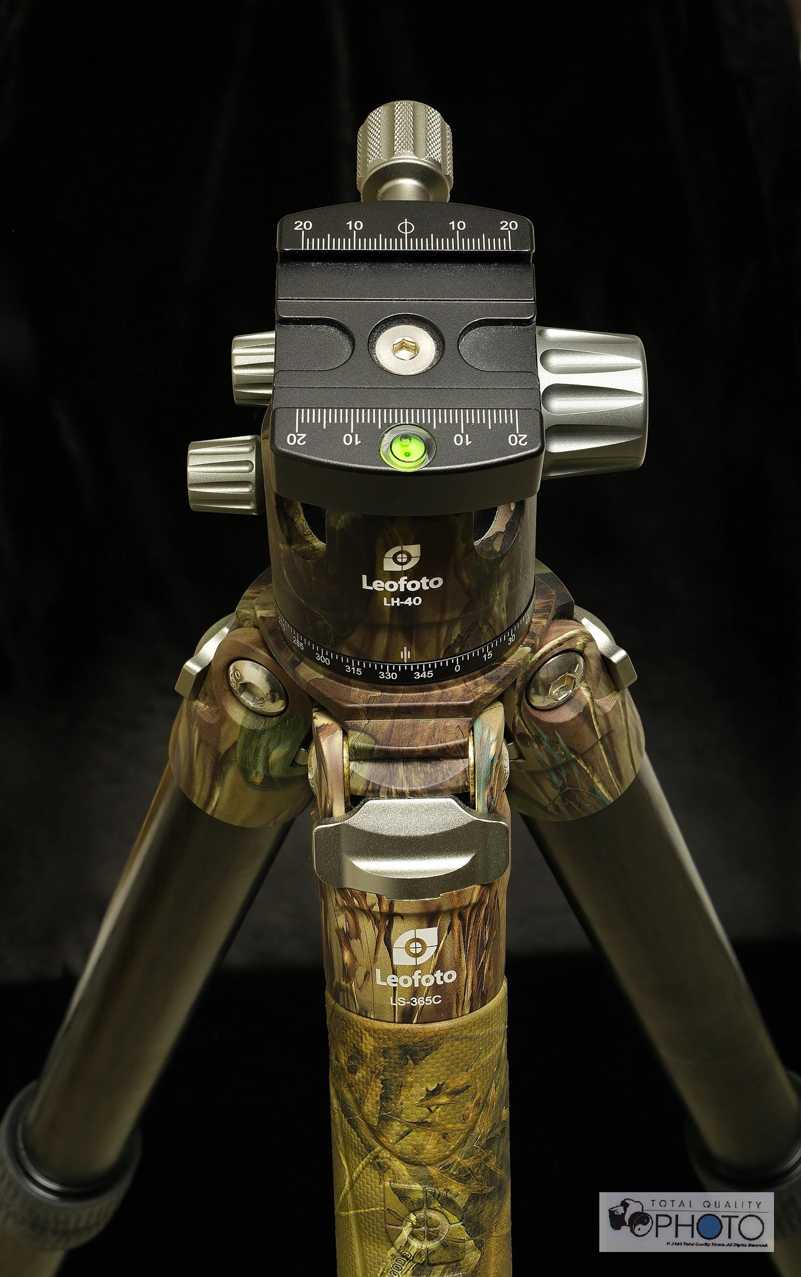 Leofoto LS-365C Tripod with LH-40 Ballhead