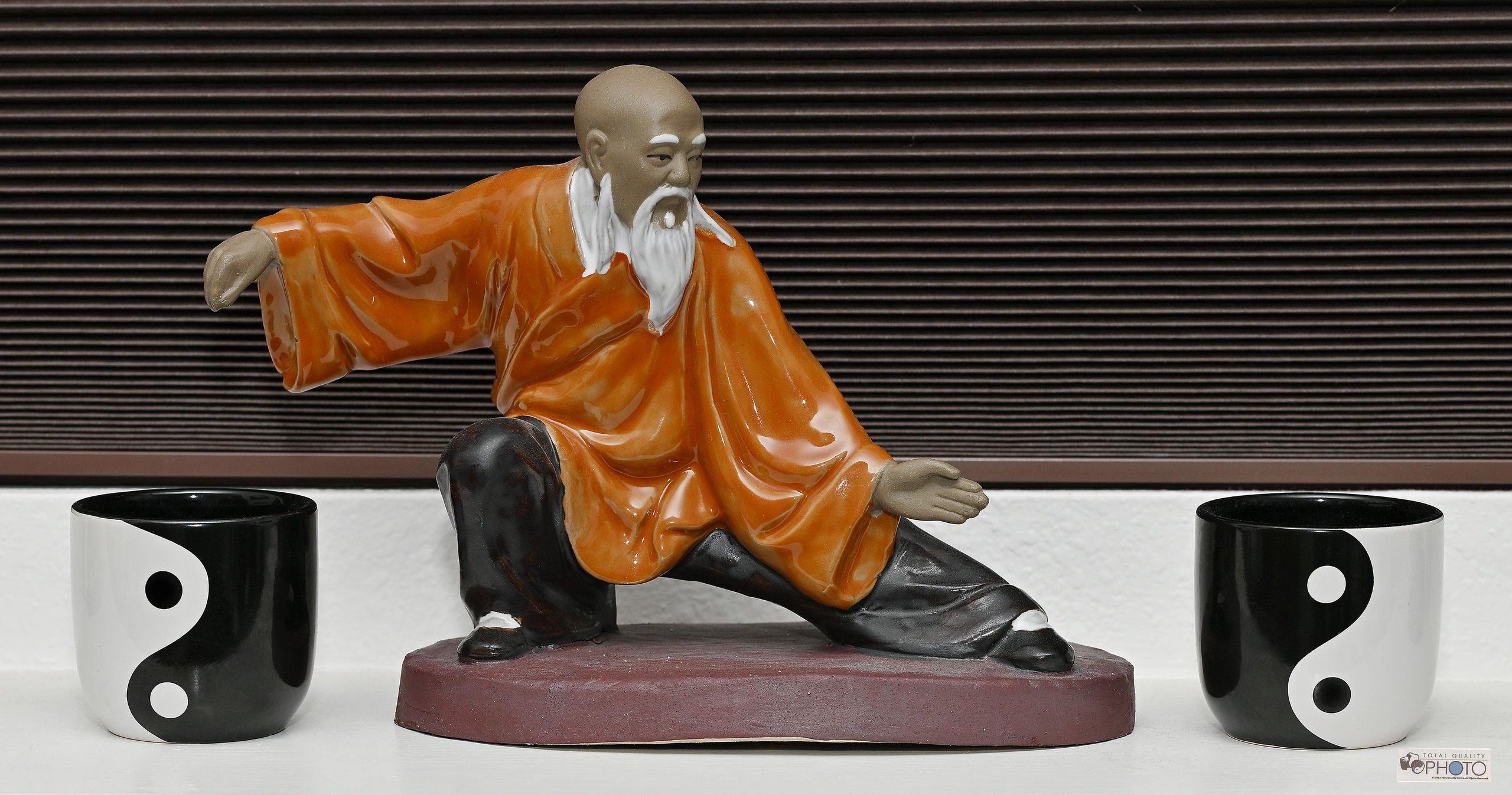 Tai Chi Figurine and Yin Yang Teacups