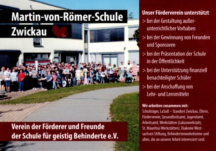 Group photo of Martin-von-Römer-Schule Zwickau with supporters for disabled students.