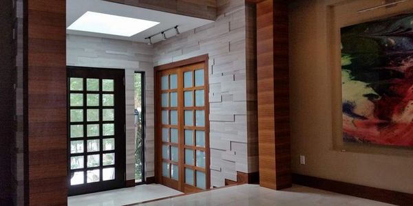 Grand vestibule in stone
