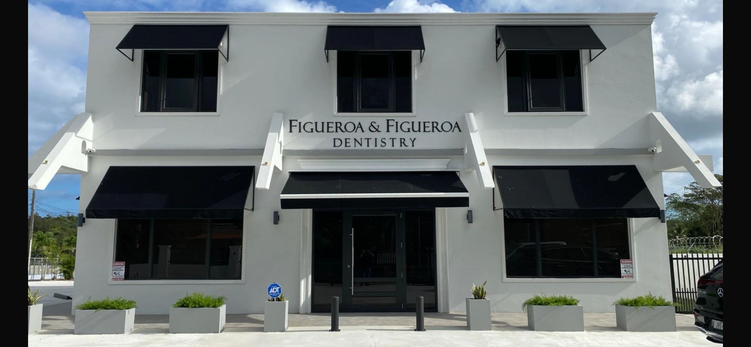 Dr. Armando Figueroa - Cirujano Dentista