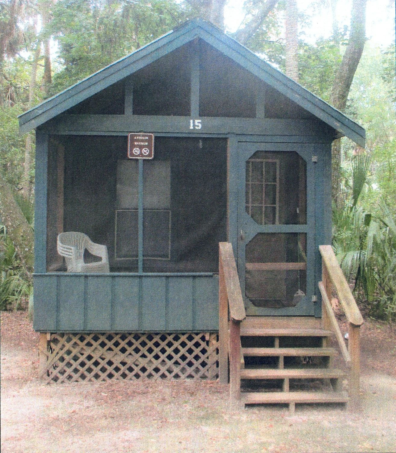 Outside front of a cozy cabin rental at Hanna Park