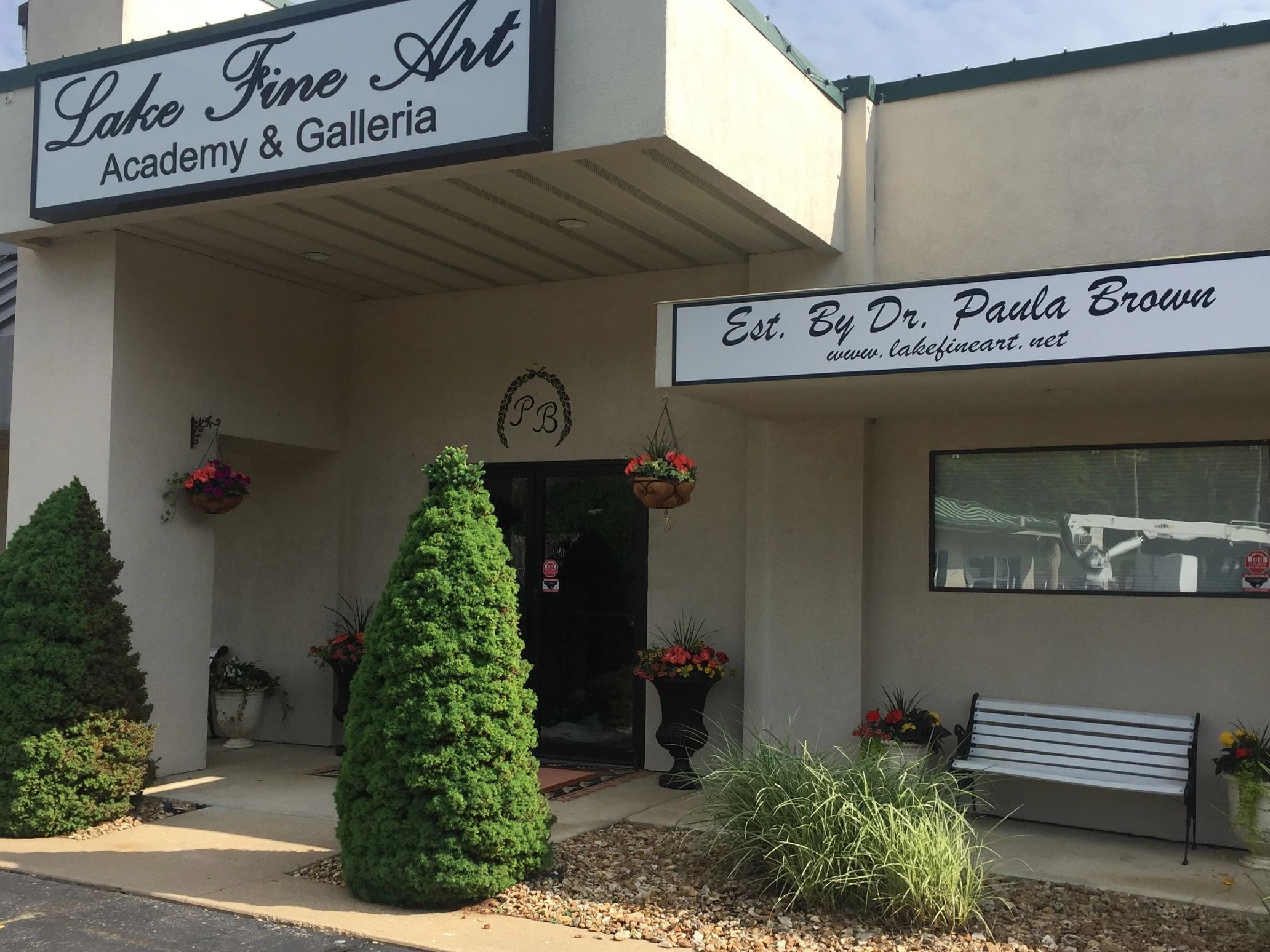 Art Gallery in Osage Beach Lake Fine Art Academy & Galleria