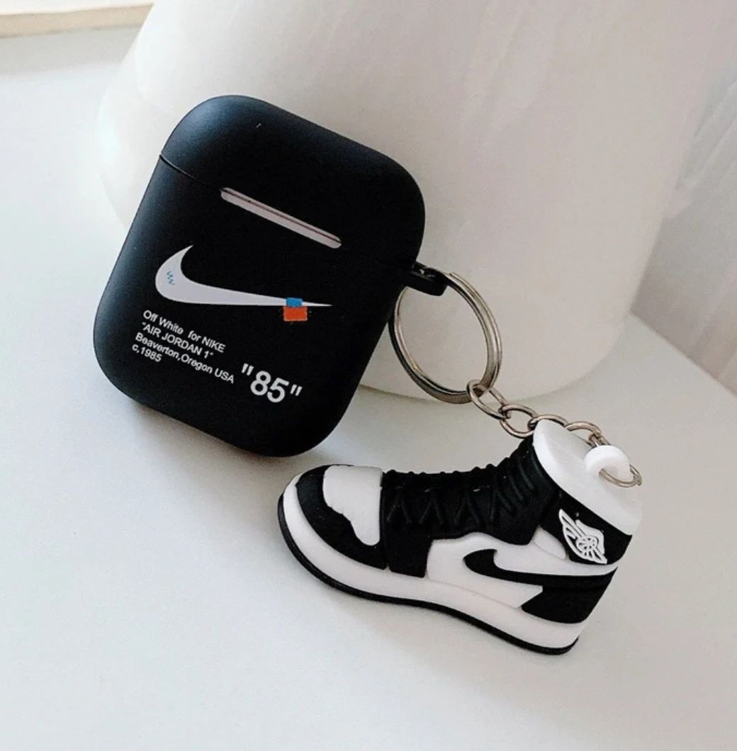 BLACK Nike Key Ring AirPods Case
