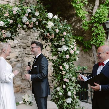 José MC Wedding officiant Barcelona Sitges Spain Ceremony Master of ceremonies