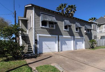For Rent: 1011 9th St 