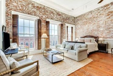 Hendley Market: Loft Studio