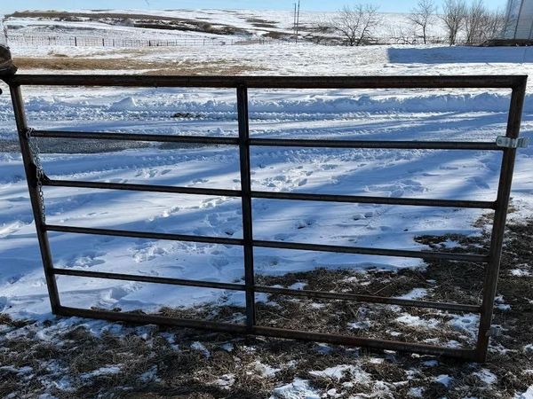 Gate-Welded-1.25 inch- 14 gauge-6 Bar 