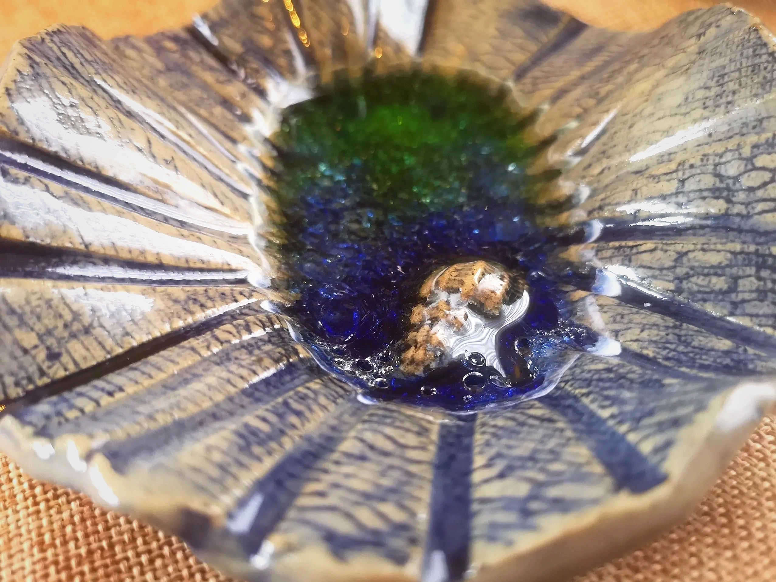 Sea leaf trinket dish