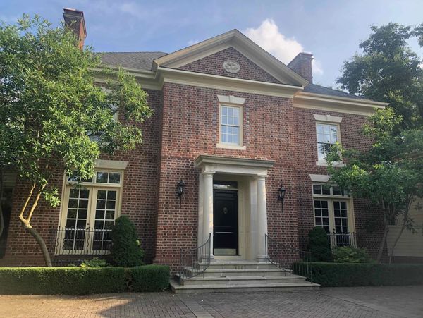 Exterior in New Albany