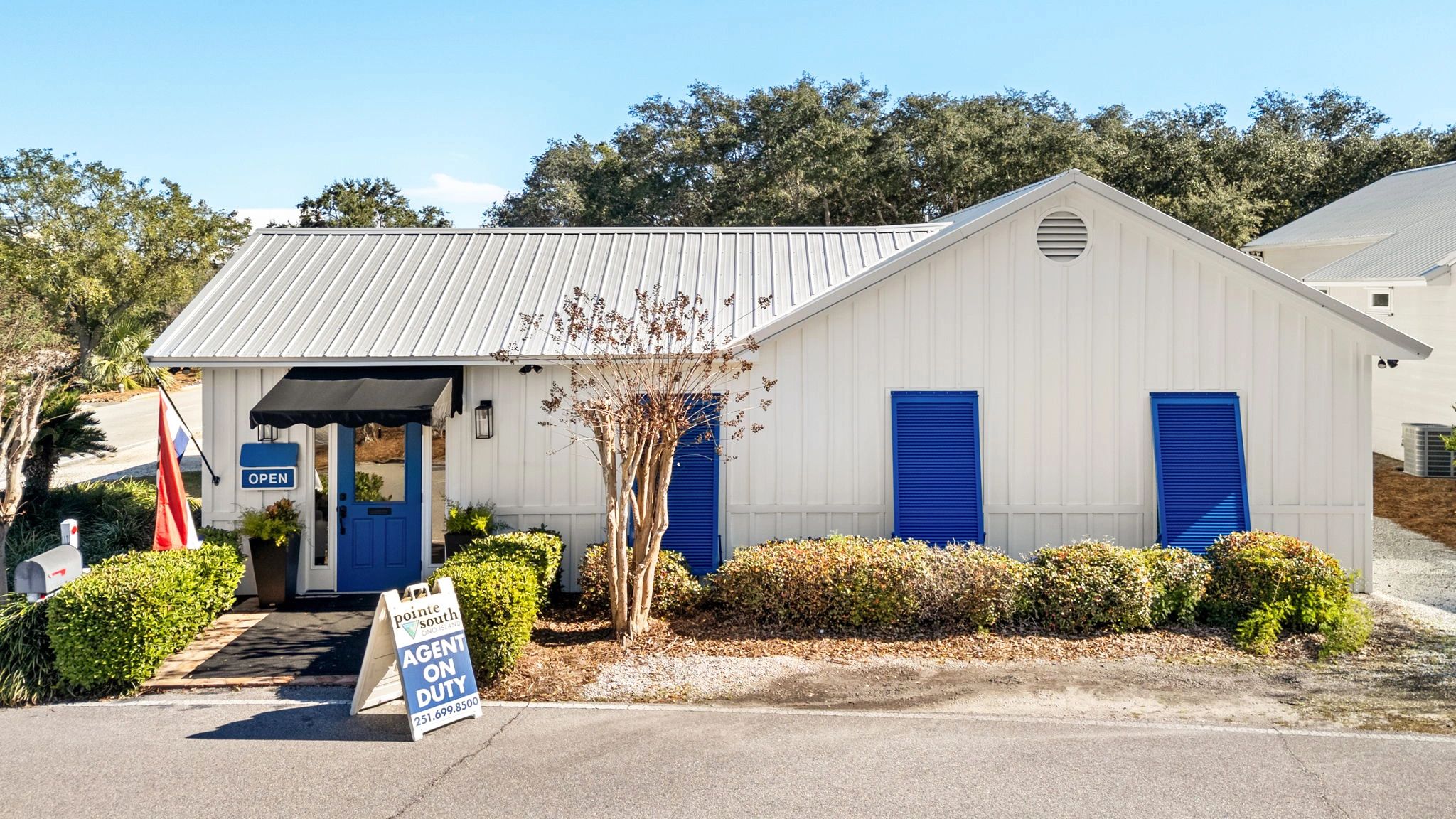 Pointe South Ono Island office