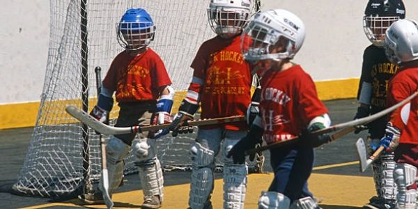 Youth street hockey in Houston