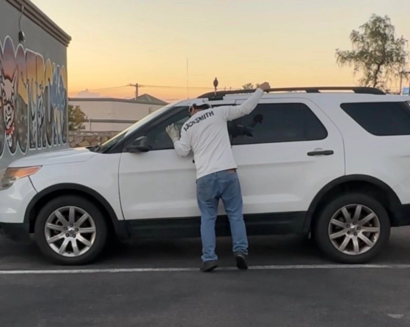 Flash Locksmith technician providing a vehicle lockout service in El Paso TX
