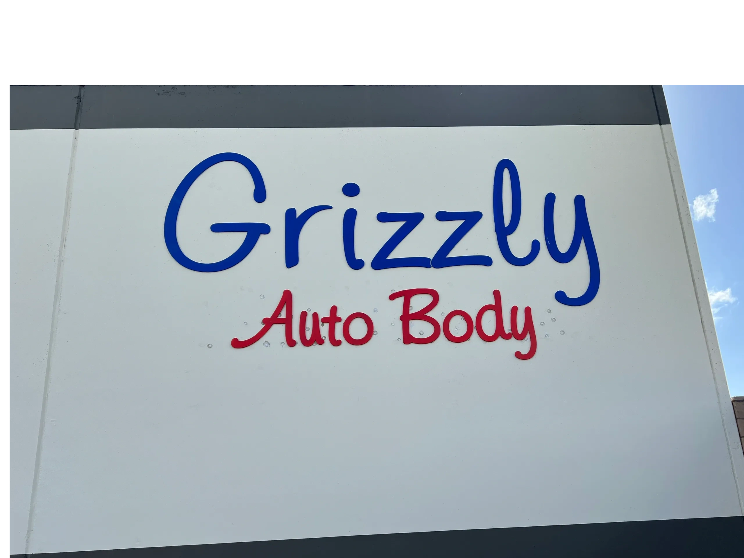 Grizzly Auto Body