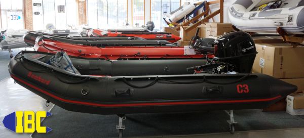 COMMANDO C3 BLACK WITH 30HP PACKAGE