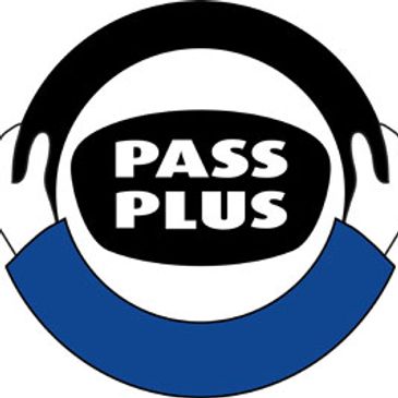 Logo featuring a steering wheel with the words 'PASS PLUS' inside.