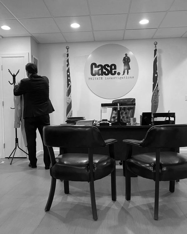 Case Private Investigations operative in a New York office.