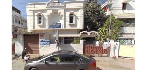 2225/2 Wright Town refers to Skin Hair and Cosmetic clinic Dr Kuldeep Bhardwaj MD