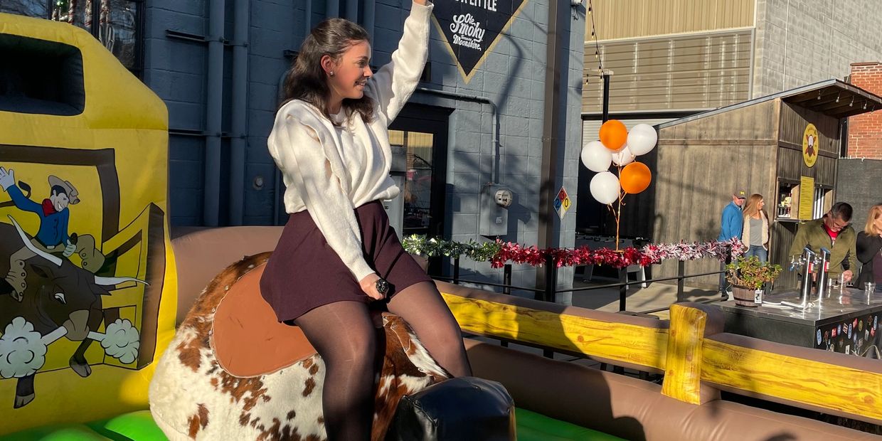 Mechanical Bull Rental Nashville. The Best Nashville Mechanical Bull Rentals are found right here!