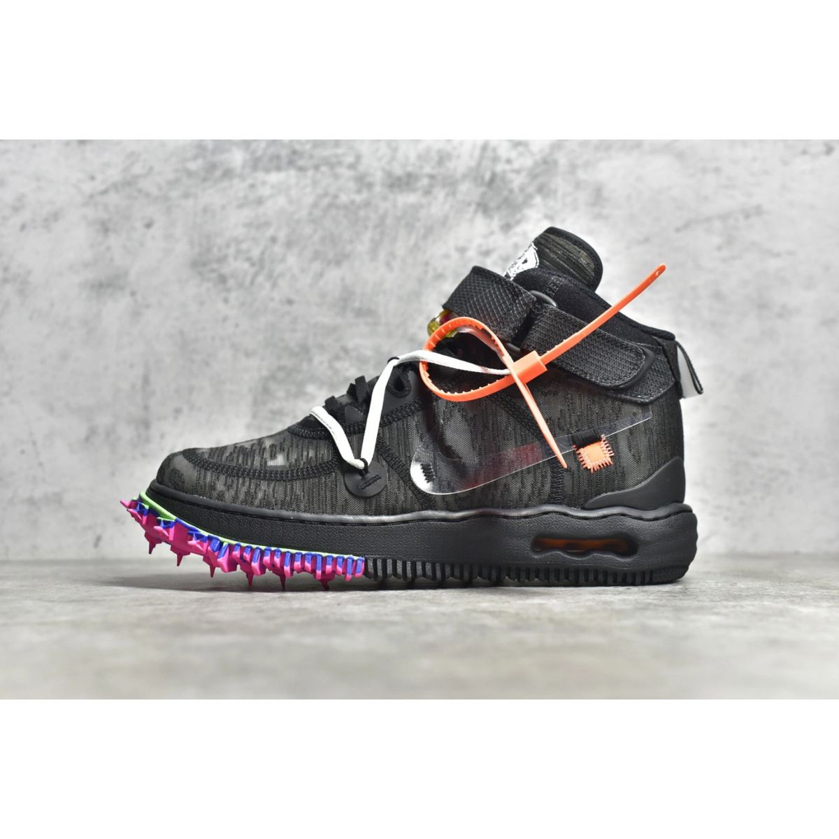 Nike Off-White Air Force 1 Mid Black DO6290-001