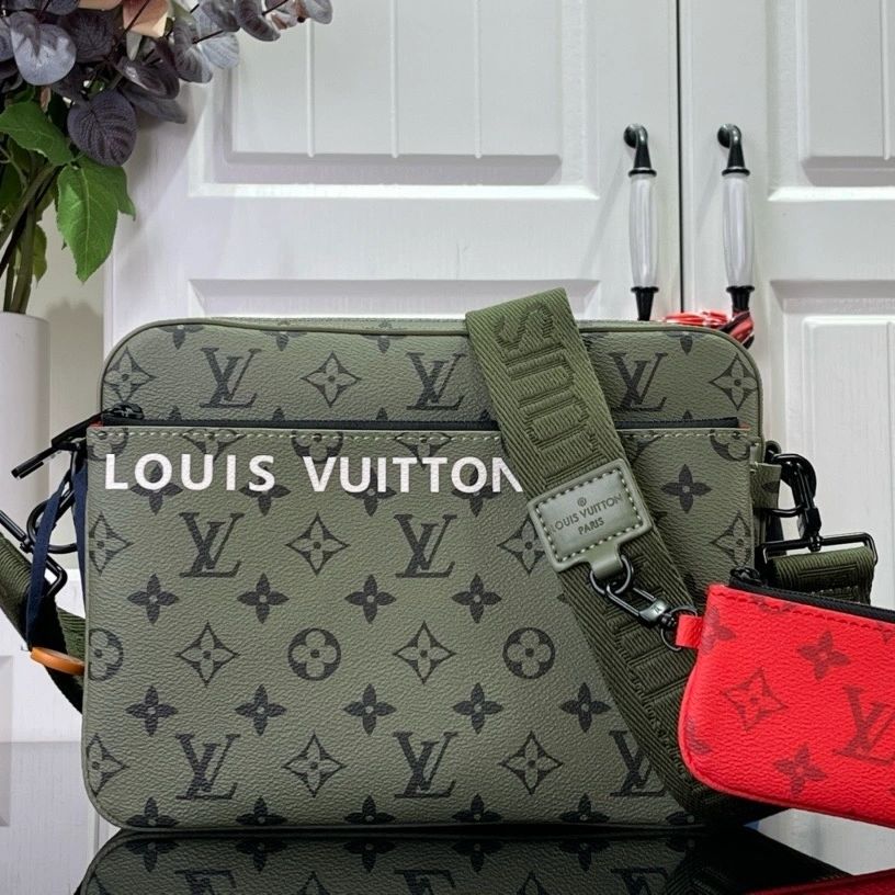 Louis Vuitton 1ABY15 Sleeved Intarsia Crewneck