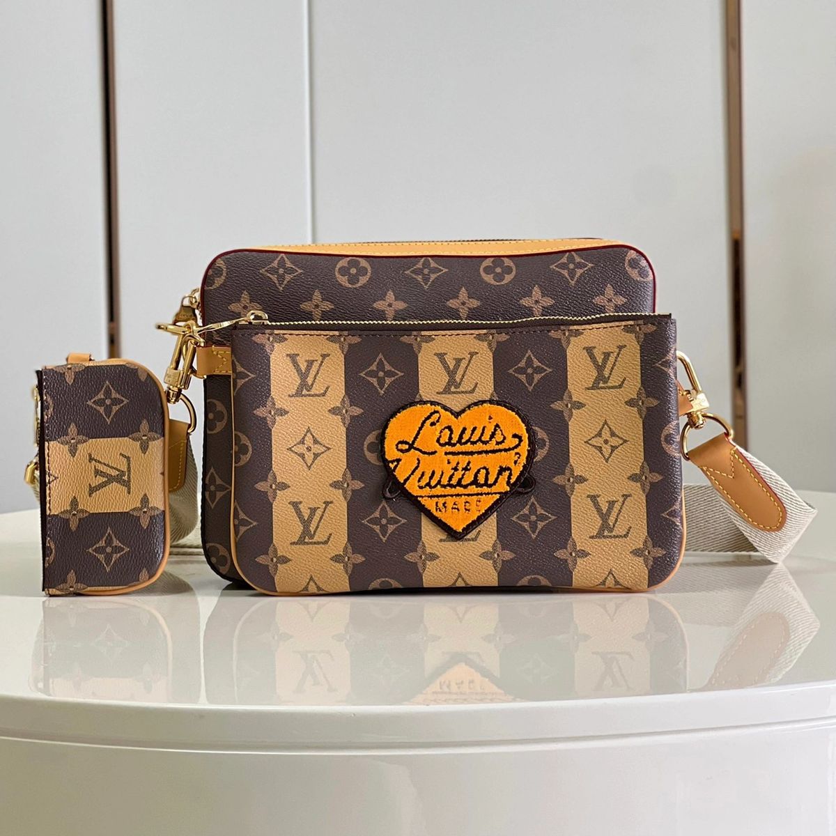 Louis Vuitton Trio Messenger M45965