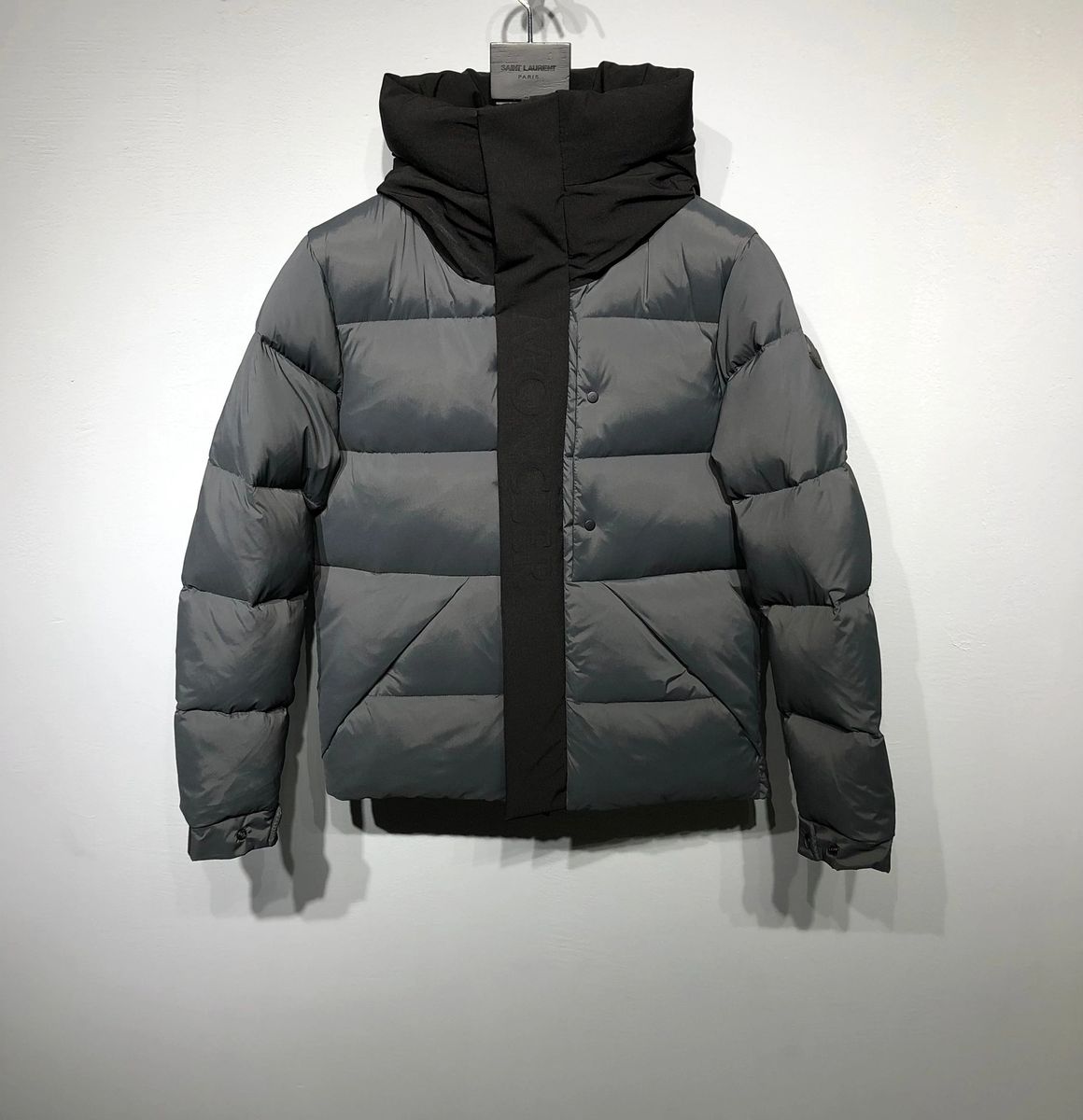 Moncler Madeira Short Down Jacket