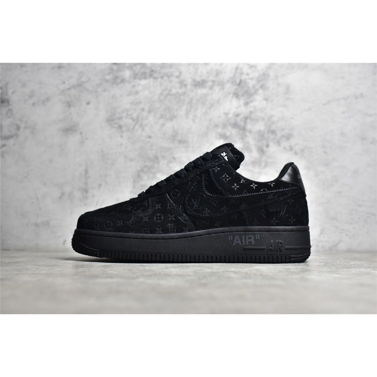 Louis Vuitton Nike Air Force 1 Black