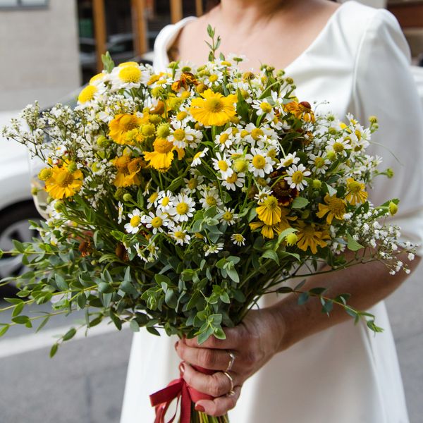 Bouquet de mariée fleurs sauvages par Atelier du Moulin - Fleuriste mariage Grand Montréal 