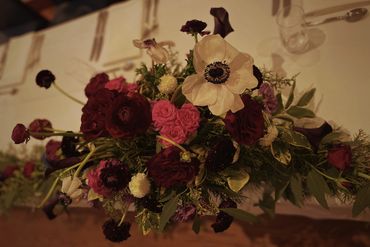 Arrangement floral pour mariage Montreal avec Anemone Roses Renoncules Eucalyptus luxe et romantique