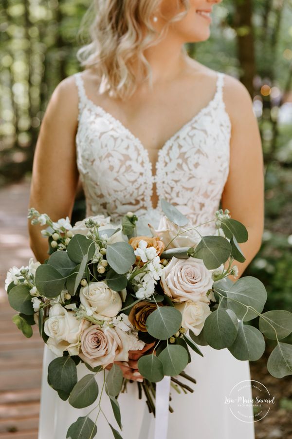 Atelier du Moulin - fleuriste mariage design floral bouquet de mariée Photographe Lisa Marie Savard