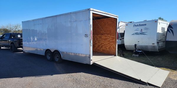 enclose cargo trailer