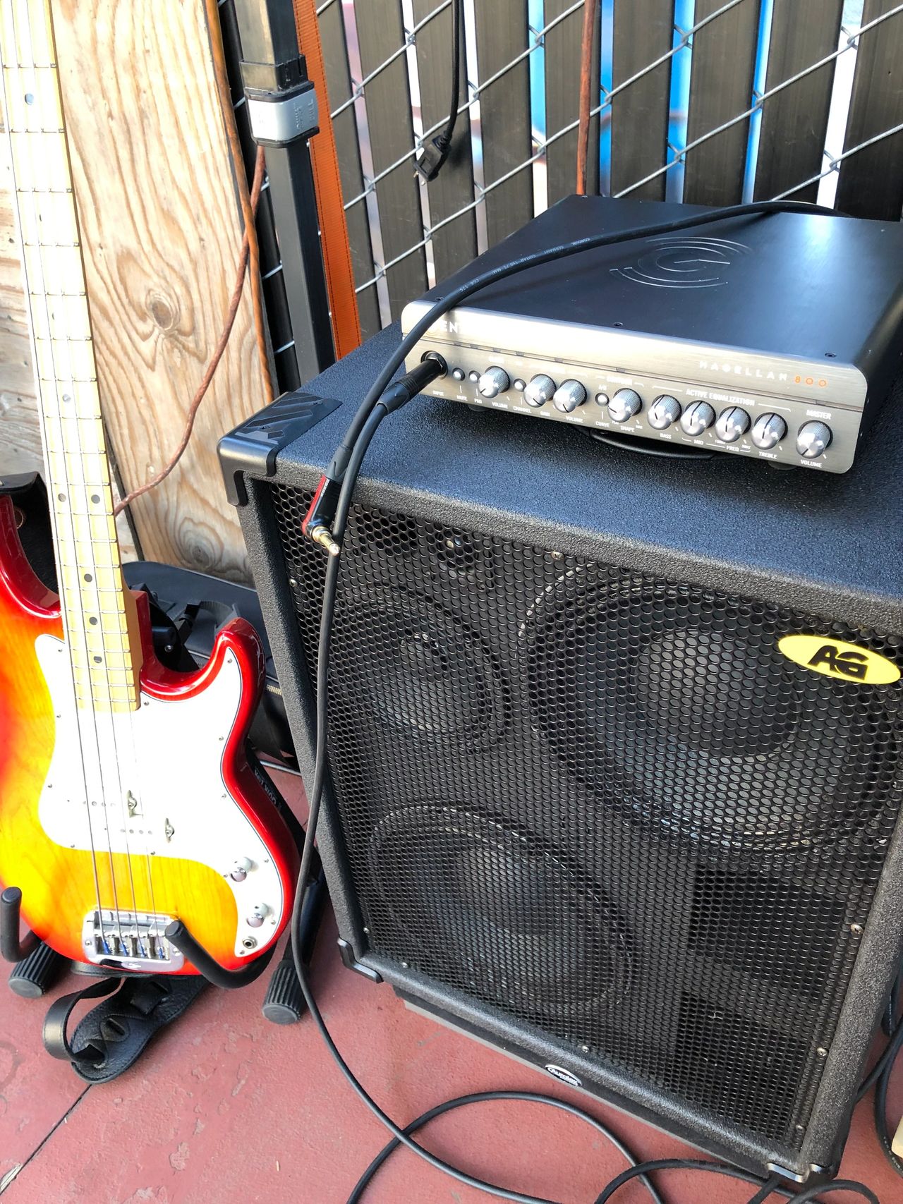 Bass Guitar Speaker Tone, and “Filling a Room.”