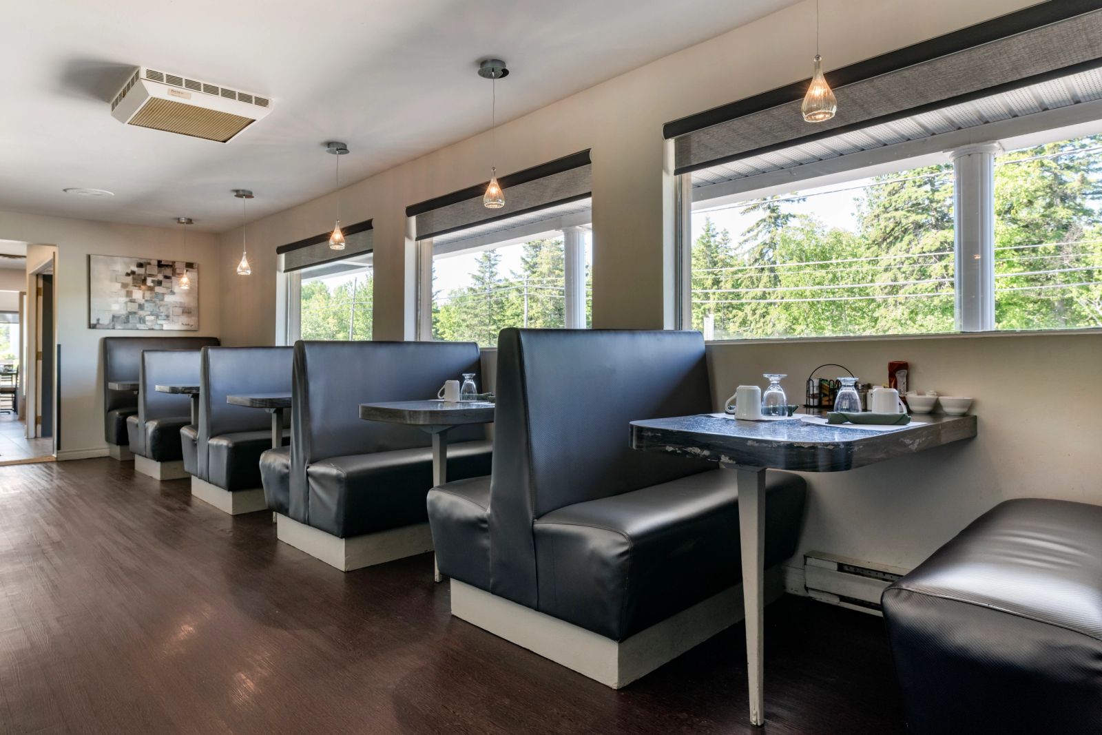 Dine In at Danny's