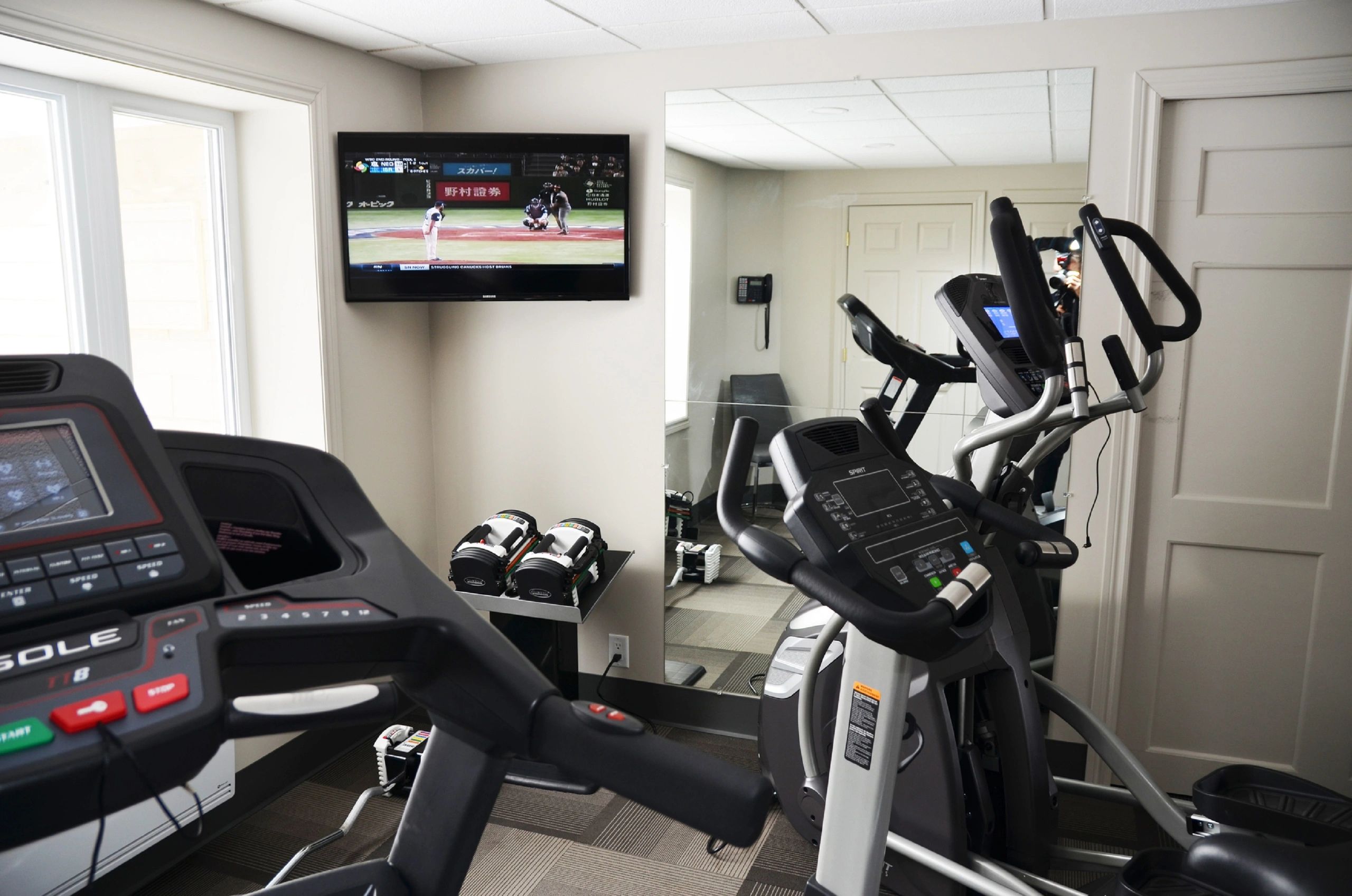 24 Hour Fitness Center Equipment