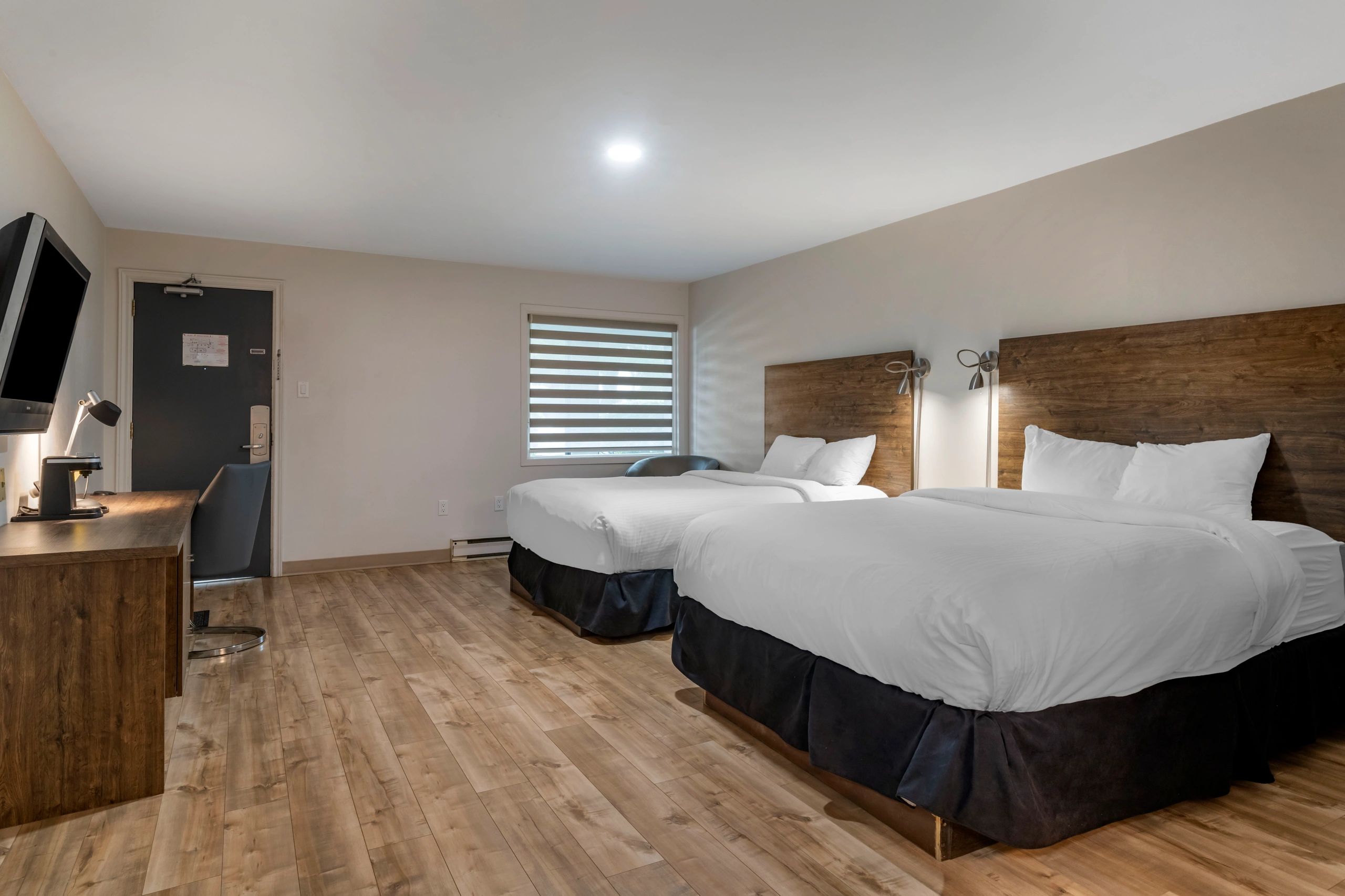 Modern room amenities