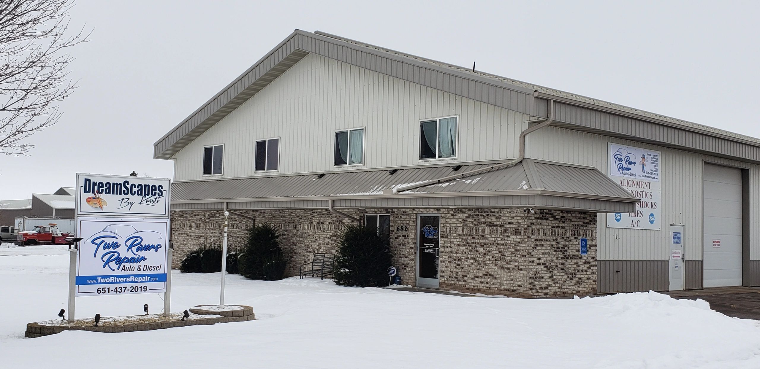 Two Rivers Auto & Diesel Repair featured image