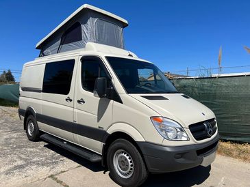 Santa Cruz Campers - Mercedes Benz Metris, Camper Van, Mercedes Van