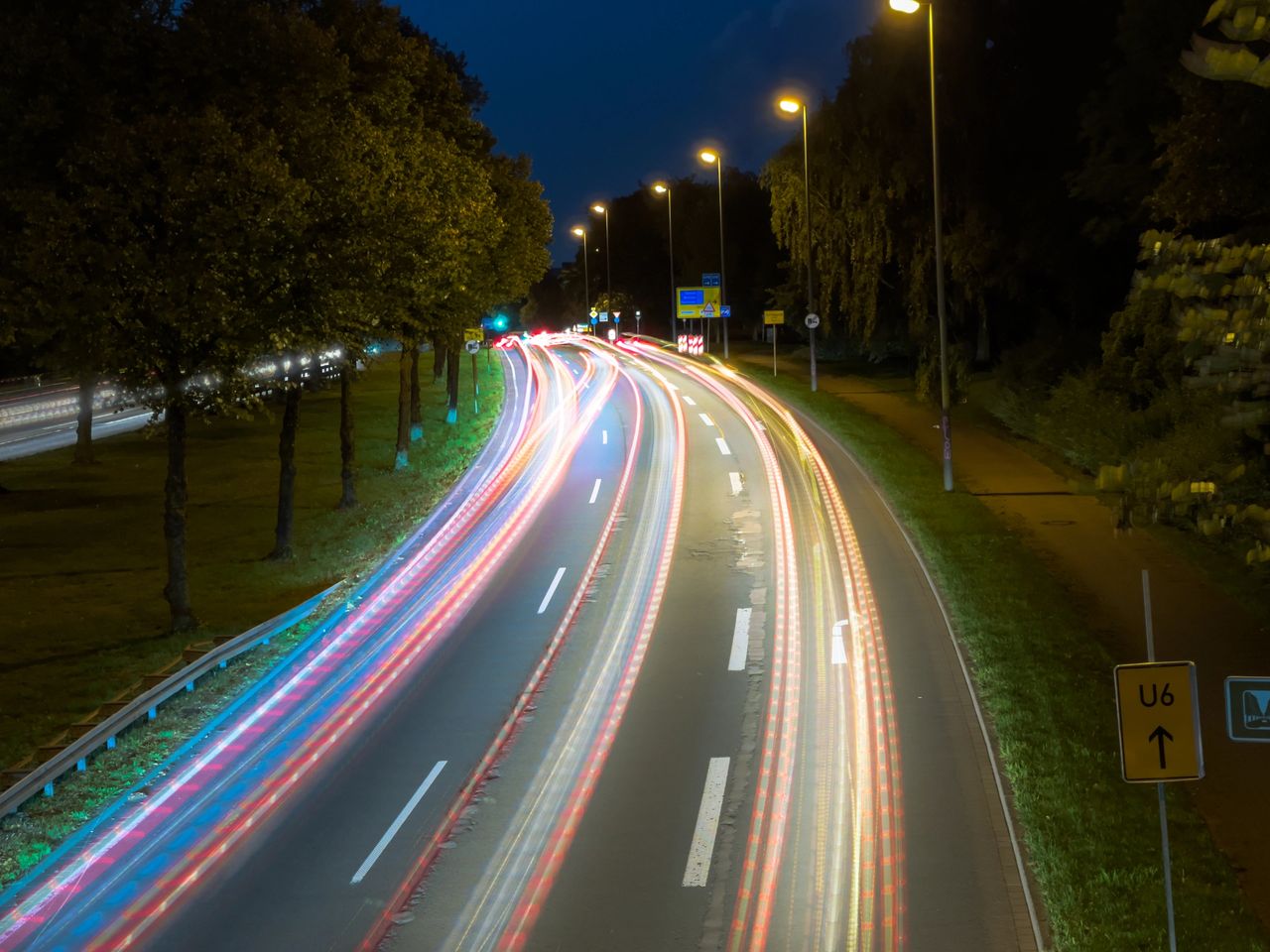 Photographing Traffic Light Trails
