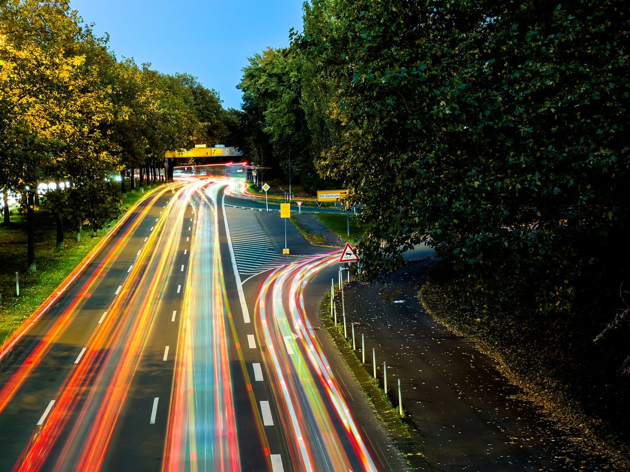 Photographing Traffic Light Trails