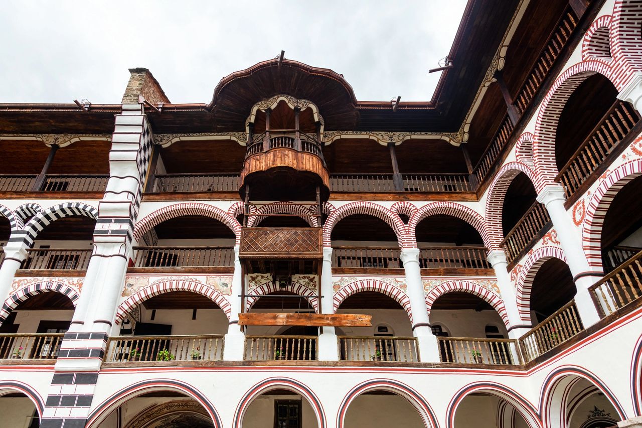 rila,monastery,church,religion,ortodox,ancient,architecture,big,mountains,nature,landmark,attraction,tourist,bulgaria