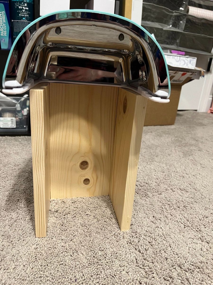 Tumbler UV Light Holder