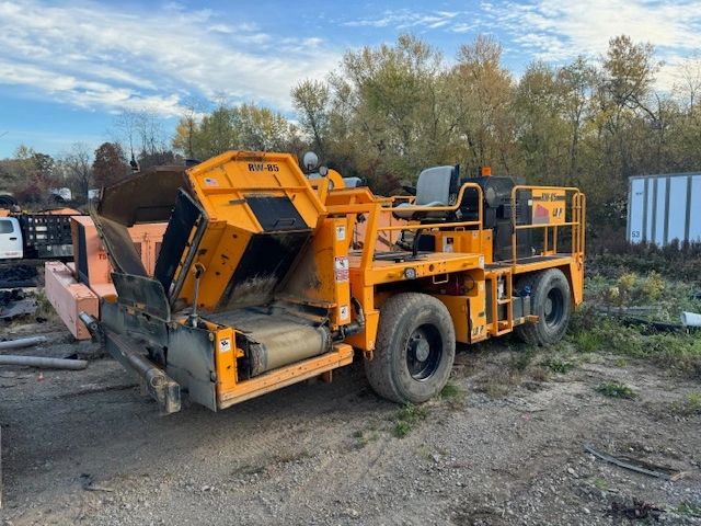 Construction Equipment; Paver Unit