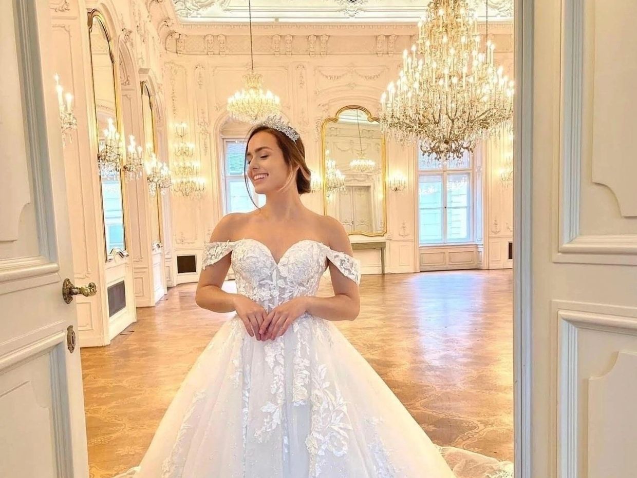 Carolyn Anne's Bridal Worthing, West Sussex wedding dress shop