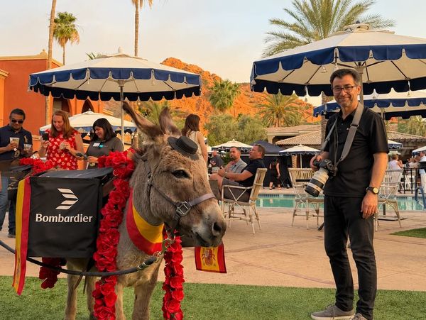 Az Party Animals offers unique corporate event entertainment in Scottsdale and Phoenix. Our beer bur