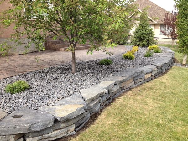 Rundle Stack Stone Wall