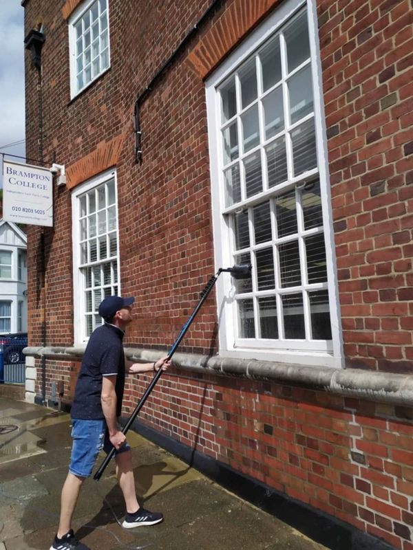 Windows Cleaning