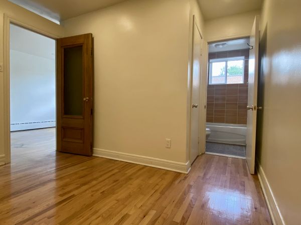 Bedroom in 2 1/2 apartment located on the third floor in NDG with Beverly Castro