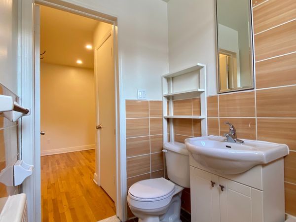 Bathroom in 2 1/2 apartment located on the third floor in NDG with Beverly Castro